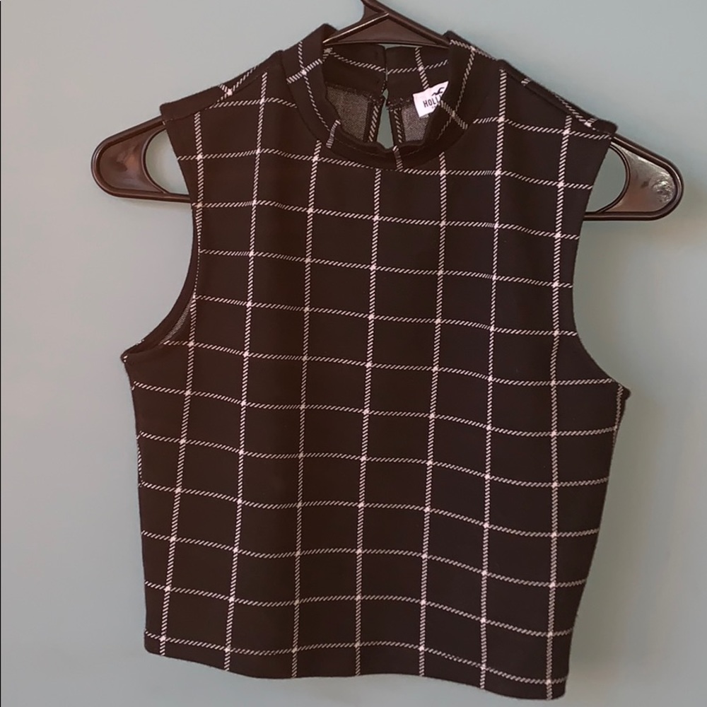 Hollister black and white crop top